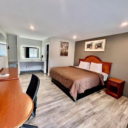 Ozark Inn & Suites Zewnętrze zdjęcie