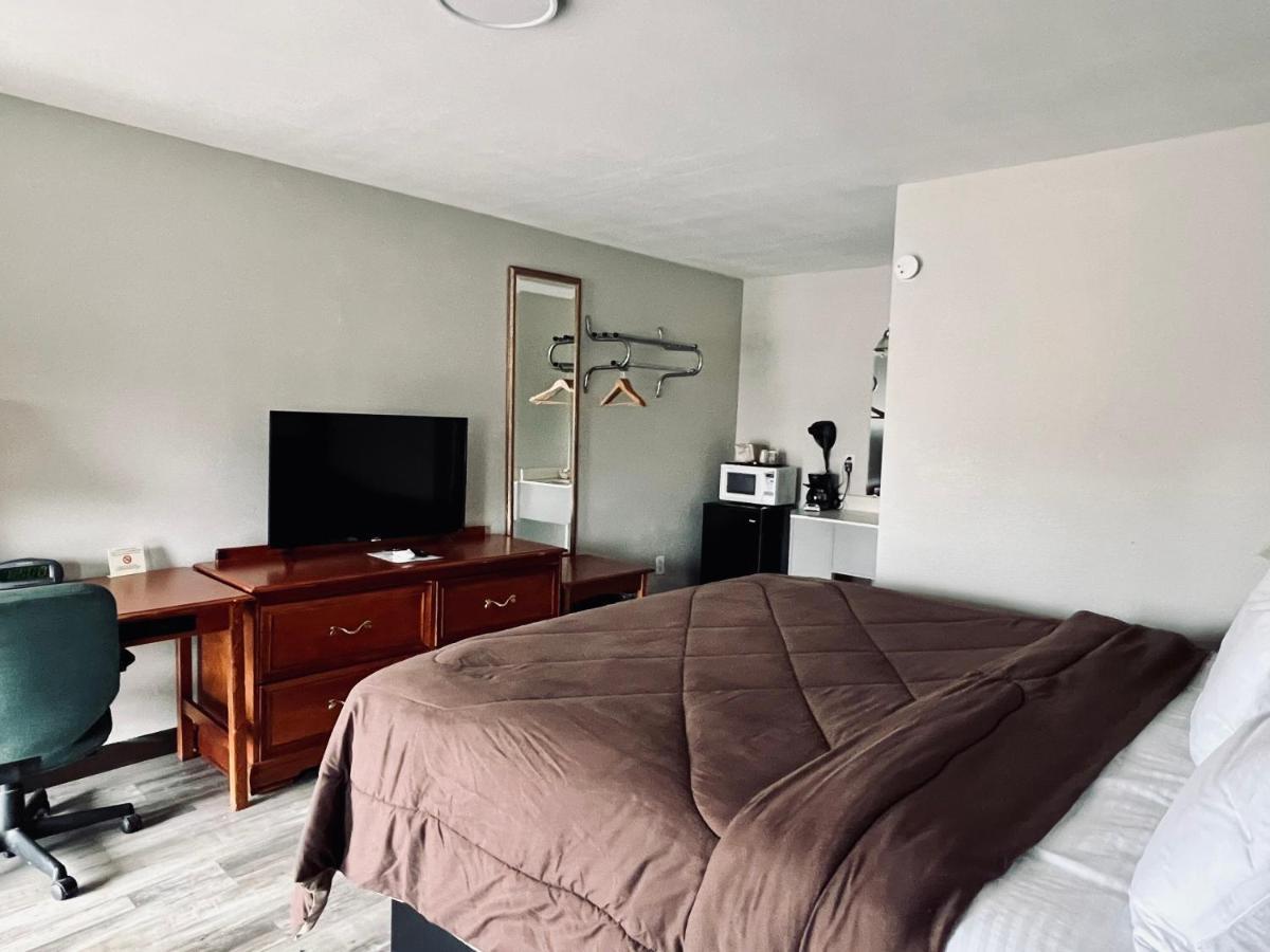 Ozark Inn & Suites Zewnętrze zdjęcie