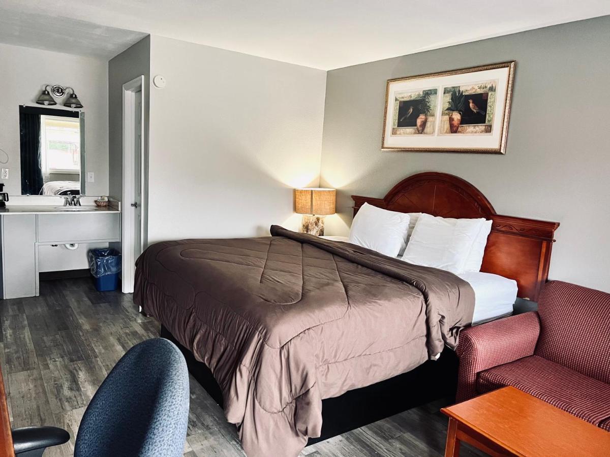Ozark Inn & Suites Zewnętrze zdjęcie