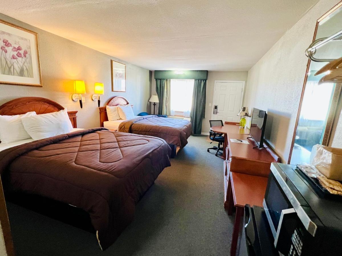 Ozark Inn & Suites Zewnętrze zdjęcie