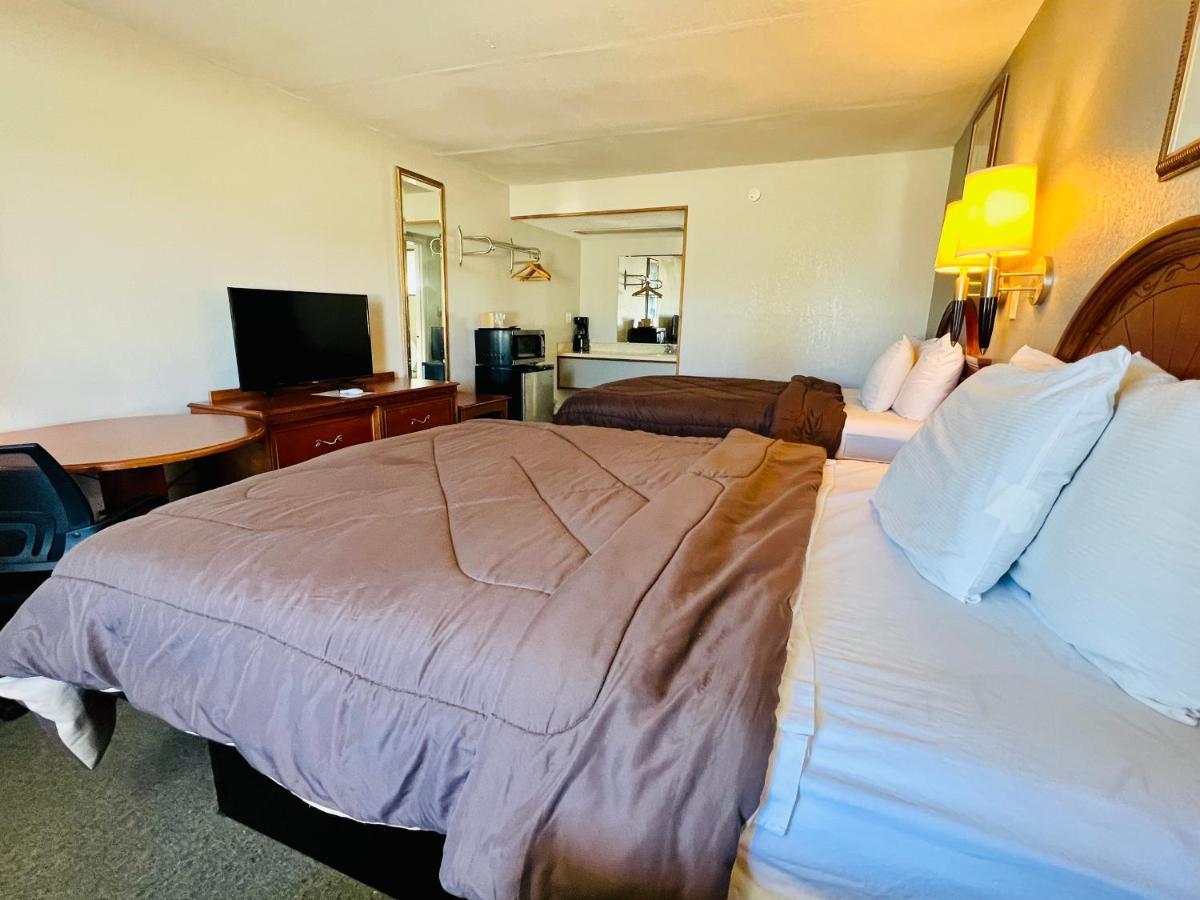 Ozark Inn & Suites Zewnętrze zdjęcie