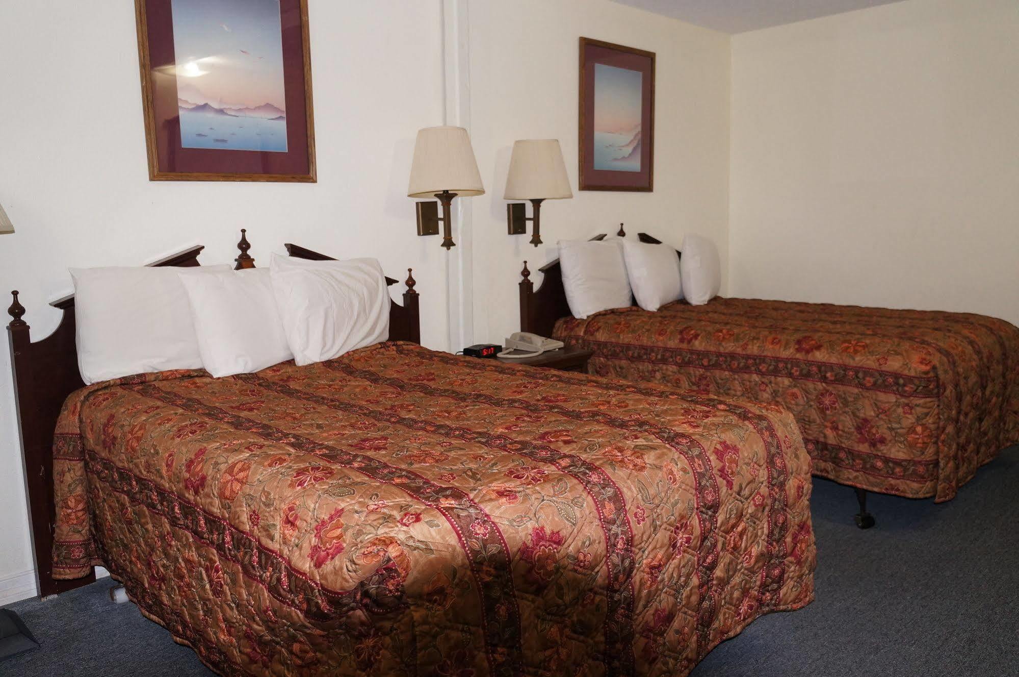 Ozark Inn & Suites Zewnętrze zdjęcie