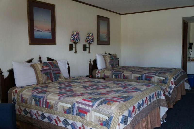 Ozark Inn & Suites Zewnętrze zdjęcie